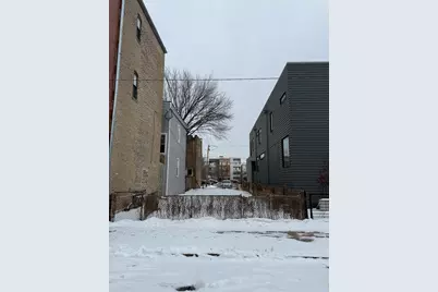 2050 W Superior Street, Chicago, IL 60612 - Photo 1