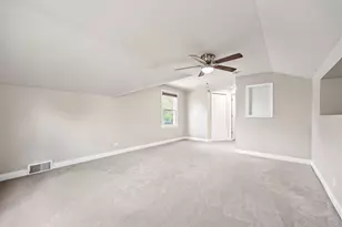 623 S Green Valley Dr, Lombard, IL 60148 - Photo 18