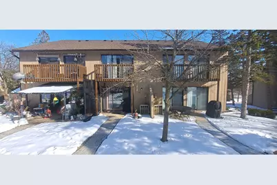 23 Jamaica Colony Common #5, Fox Lake, IL 60020 - Photo 1