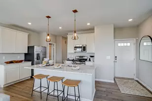 401 Comstock Rd, South Elgin, IL 60177 - Photo 10