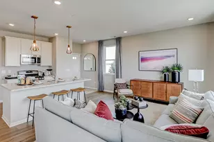 401 Comstock Rd, South Elgin, IL 60177 - Photo 6