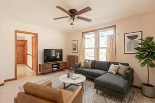 38 Crissey Ave, Geneva, IL 60134 - Photo 2