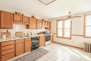 38 Crissey Ave, Geneva, IL 60134 - Photo 4