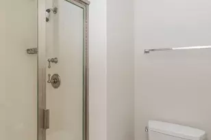 43 Ravenscraig Ln, Inverness, IL 60067 - Photo 18