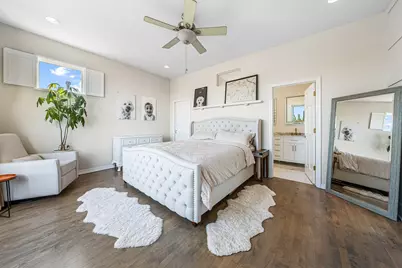 956 N Wood Street #PH, Chicago, IL 60622 - Photo 12