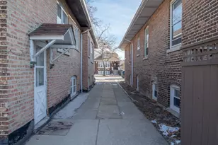 2418 Oak Park Ave, Berwyn, IL 60402 - Photo 12