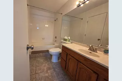 170 Half Moon Circle, Aurora, IL 60504 - Photo 14