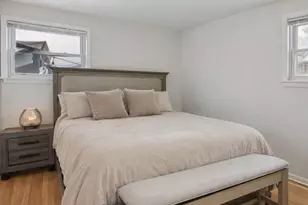 4137 Ruby St, Schiller Park, IL 60176 - Photo 8