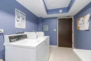 925 Spring Hill Dr, Northbrook, IL 60062 - Photo 14