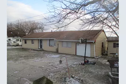 1862 N 2753rd Road, Ottawa, IL 61350 - Photo 2