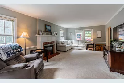 432 E Crown Street, Princeton, IL 61356 - Photo 6