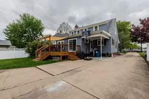 432 E Crown St, Princeton, IL 61356 - Photo 28