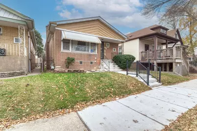 2243 E 92nd Place, Chicago, IL 60617 - Photo 2