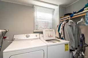 9401 S 83rd Ave, Hickory Hills, IL 60457 - Photo 32