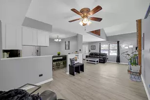 15521 Whitehall Ln, Orland Park, IL 60462 - Photo 4