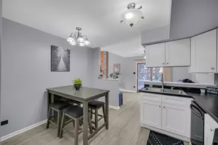 15521 Whitehall Ln, Orland Park, IL 60462 - Photo 8