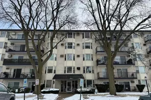 5506 Lincoln Ave, Morton Grove, IL 60053 - Photo 1