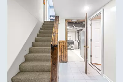 6709 N Kolmar Avenue, Lincolnwood, IL 60712 - Photo 12