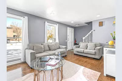 6709 N Kolmar Avenue, Lincolnwood, IL 60712 - Photo 4