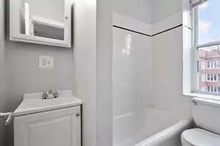 5860 N Kenmore Ave, Chicago, IL 60660 - Photo 6