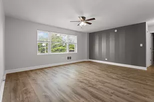 7710 N Sheridan Rd, Chicago, IL 60626 - Photo 2