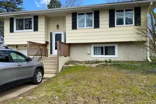 1432 Concord Ln, Schaumburg, IL 60193 - Photo 1