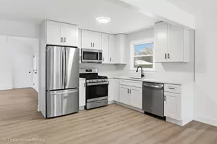 6135 Birmingham St, Chicago Ridge, IL 60415 - Photo 10