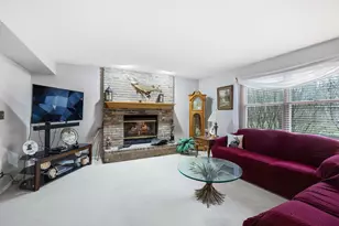 [Address not provided], West Dundee, IL 60118 - Photo 10