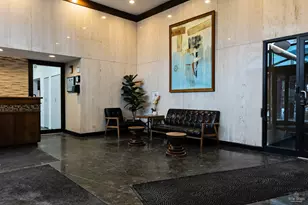 444 W Fullerton Pkwy, Chicago, IL 60614 - Photo 2