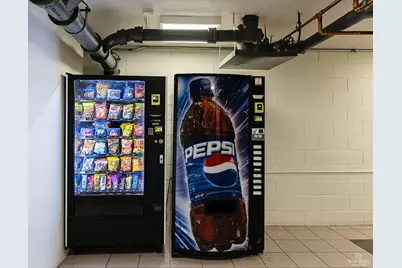 444 W Fullerton Parkway #1503, Chicago, IL 60614 - Photo 8