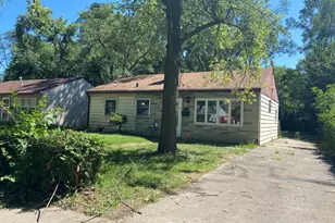 16775 Artesian Ave, Hazel Crest, IL 60429 - Photo 2