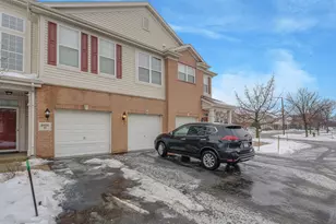 10235 Mulberry Ln, Bridgeview, IL 60455 - Photo 4