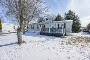 149 Daniel Ct, Manteno, IL 60950 - Photo 2