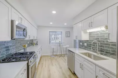 7285 Willow Way Lane #3B, Willowbrook, IL 60527 - Photo 4