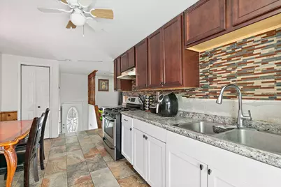 399 Tee Lane, Carpentersville, IL 60110 - Photo 10