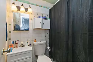 399 Tee Ln, Carpentersville, IL 60110 - Photo 20