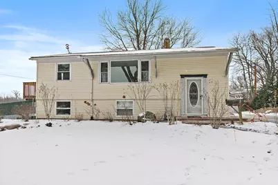399 Tee Lane, Carpentersville, IL 60110 - Photo 2