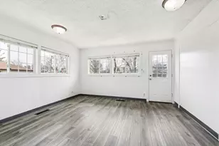 191 Ashland Ave, Des Plaines, IL 60016 - Photo 8