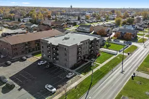 7945 S Oketo Ave, Bridgeview, IL 60455 - Photo 4