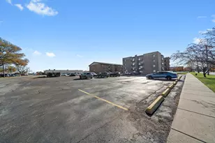 7945 S Oketo Ave, Bridgeview, IL 60455 - Photo 20