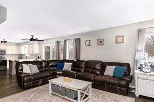 2722 Lahinch Dr, Aurora, IL 60503 - Photo 8