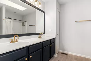 2722 Lahinch Dr, Aurora, IL 60503 - Photo 18