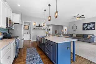 905 Tall Grass Ct, Somonauk, IL 60552 - Photo 10