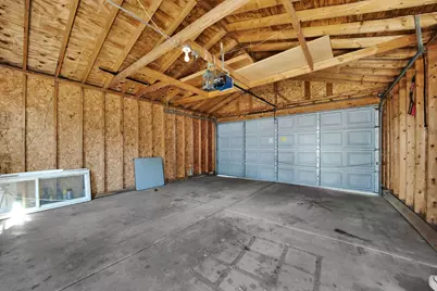 9427 S Utica Avenue, Evergreen Park, IL 60805 - Photo 16