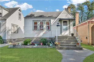 9427 S Utica Ave, Evergreen Park, IL 60805 - Photo 1