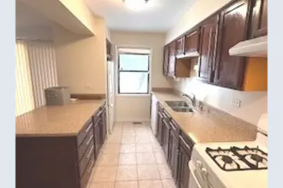 19129 Pine Drive #113, Country Club Hills, IL 60478 - Photo 6