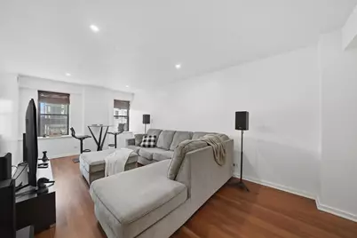 40 E 9th Street #1005, Chicago, IL 60605 - Photo 8