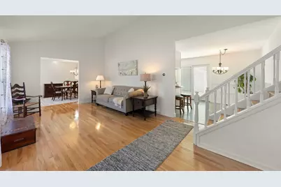 1231 Tyburn Drive, Schaumburg, IL 60194 - Photo 2