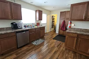 220 Mulberry Ln, Elk Grove Village, IL 60007 - Photo 4