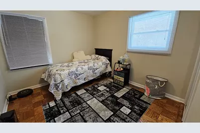 220 Mulberry Lane, Elk Grove Village, IL 60007 - Photo 6